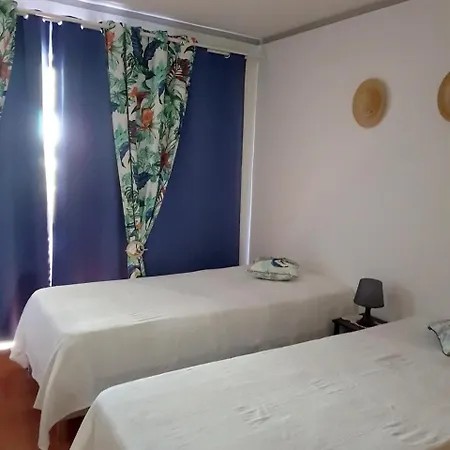 With 2 Bedrooms In Quarteira, With Wonderful City View, Pool Access... * 奎特里拉